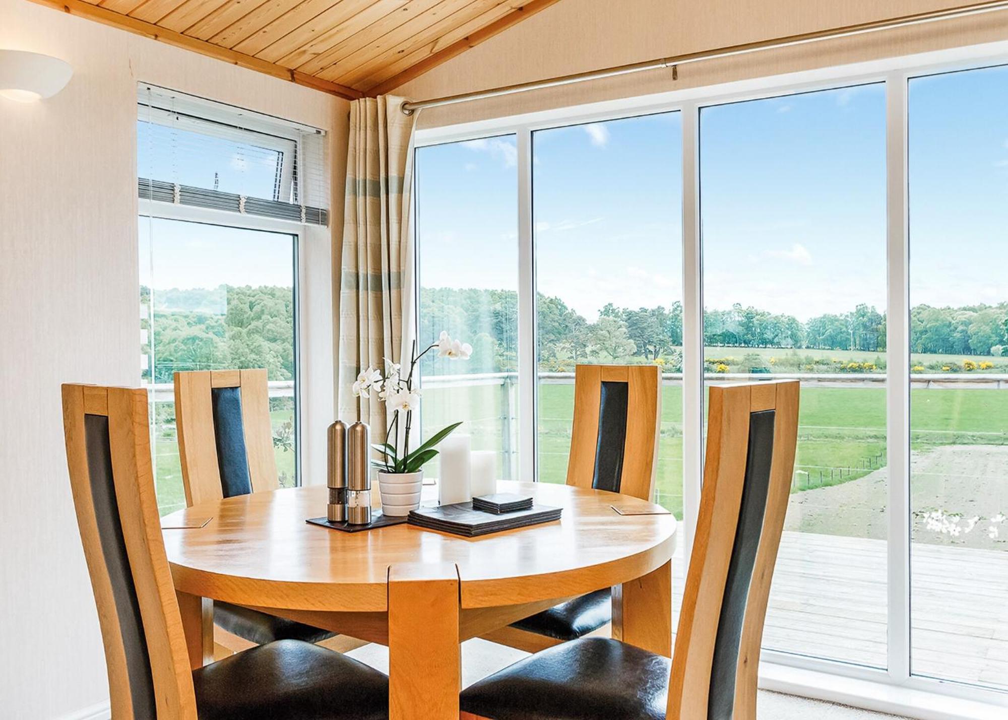 Kessock Highland Lodges North Kessock Phòng bức ảnh