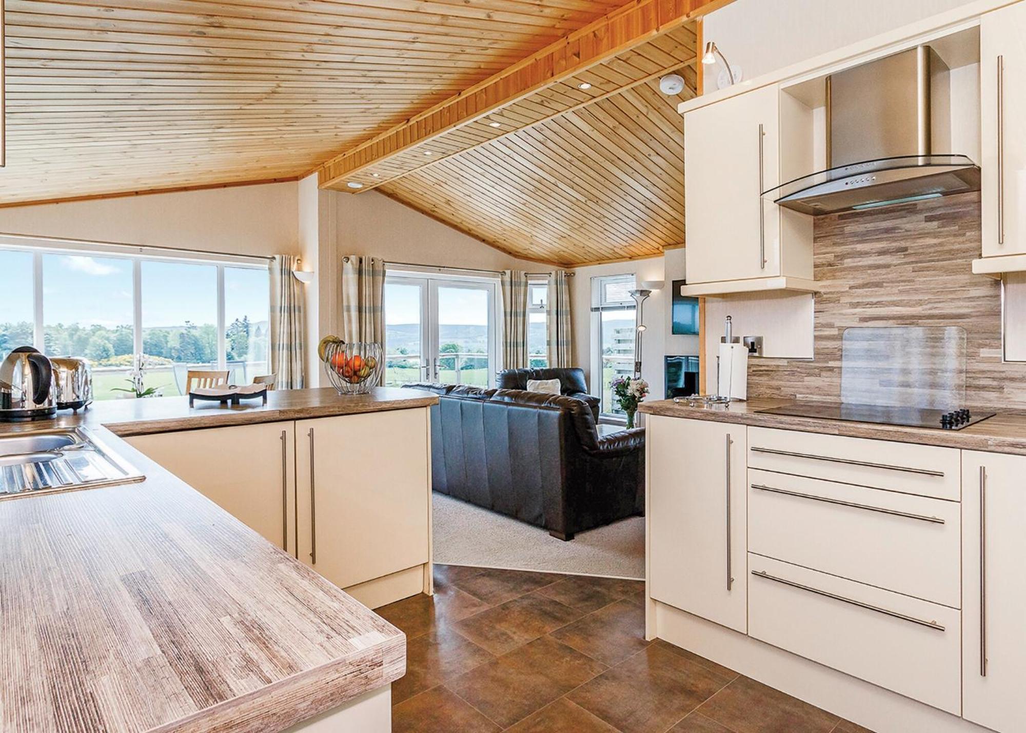 Kessock Highland Lodges North Kessock Phòng bức ảnh